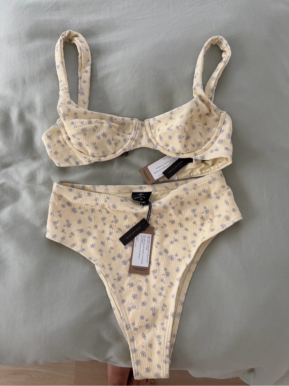 Thrills Pale Yellow Textured Floral Underwire Bikini Set